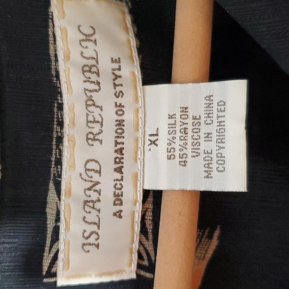 Island Republic- Black Novelty Print Palm Trees Silk Button down Shirt Sz.XL - Picture 5 of 6